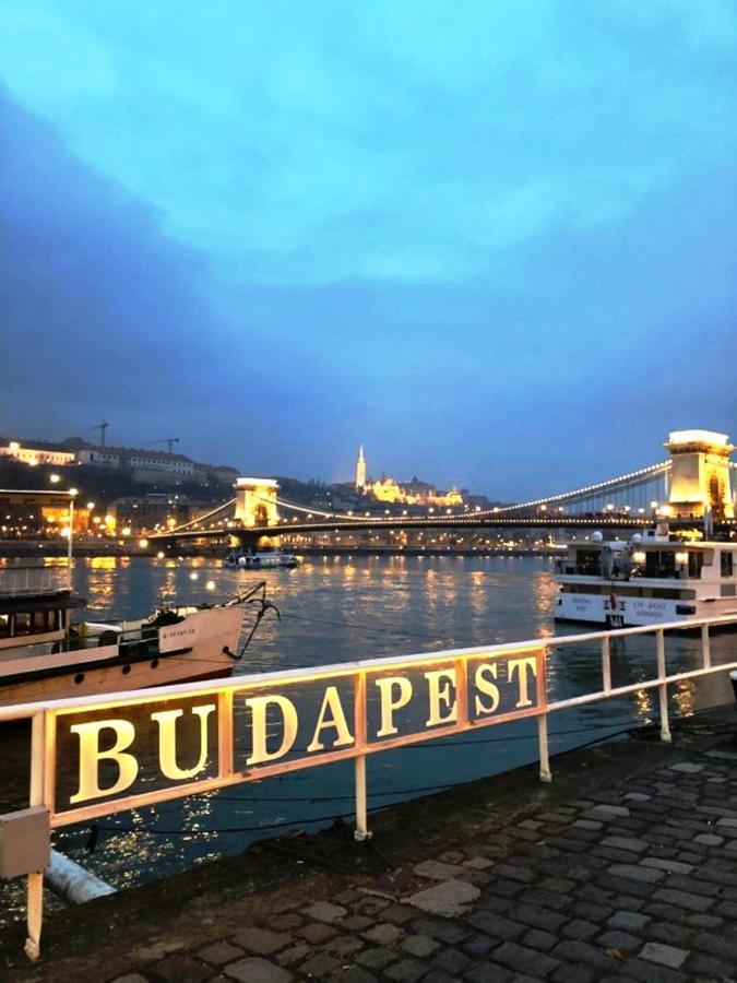 Central Quiet Studio B&B, Airport Connection Budapesta Exterior foto
